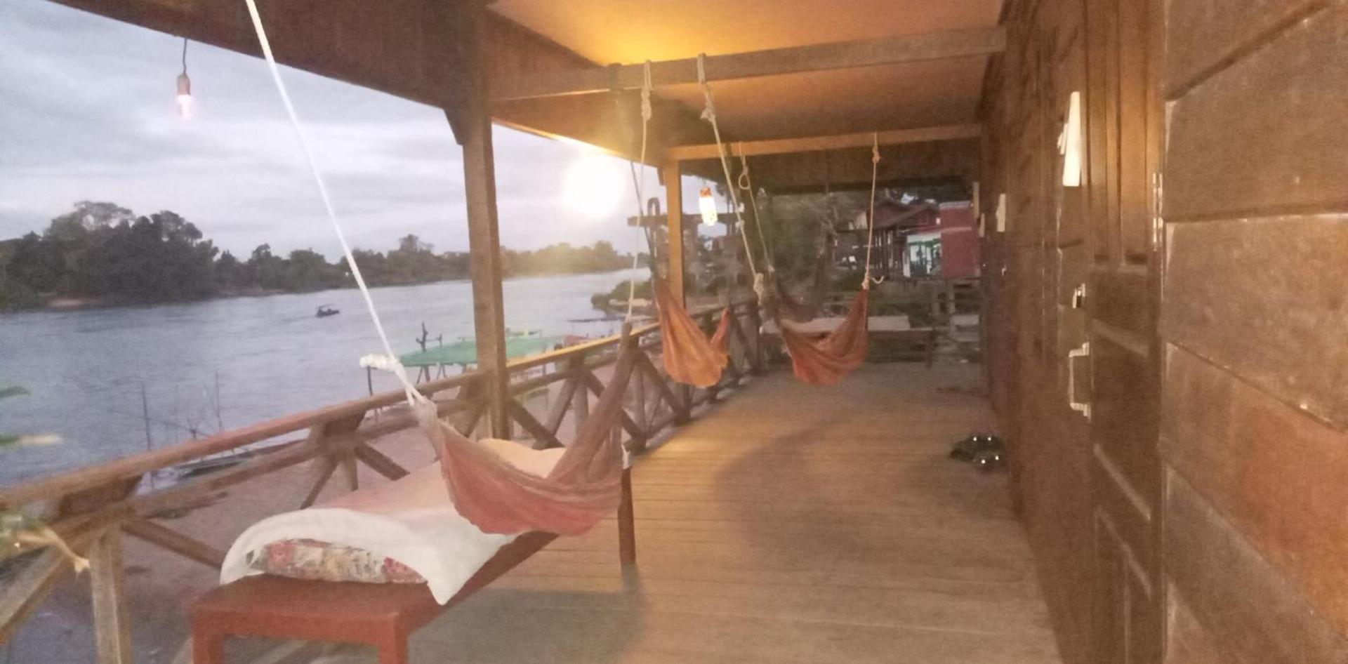 Champa Guesthouse Muang Khong Exterior photo